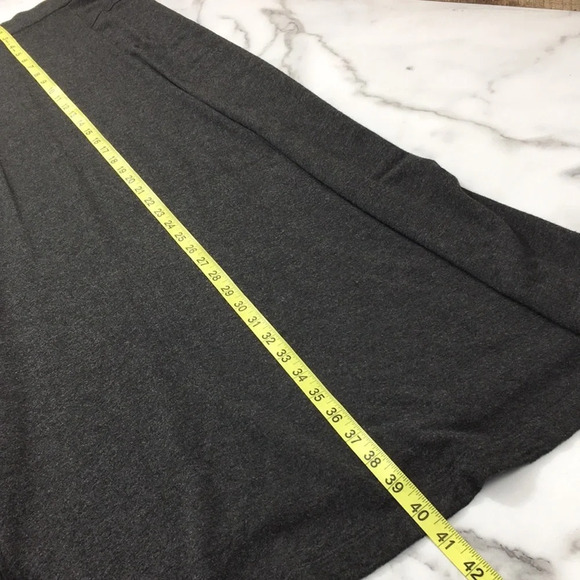 Lou & Grey Black A Line Full Skirt Womens Small Pleated Signature Soft Midi - Picture 9 of 9